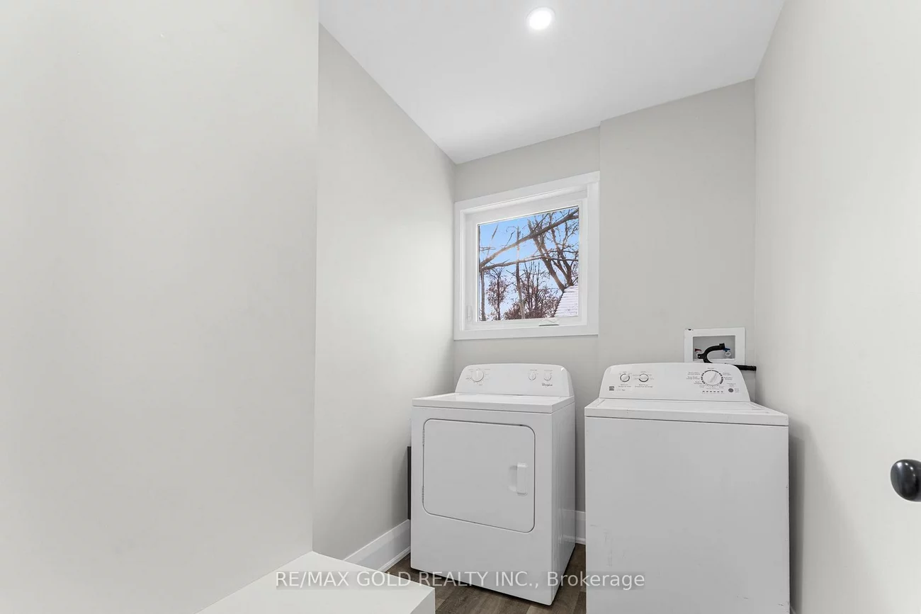 128, Premium, Cooksville, Mississauga