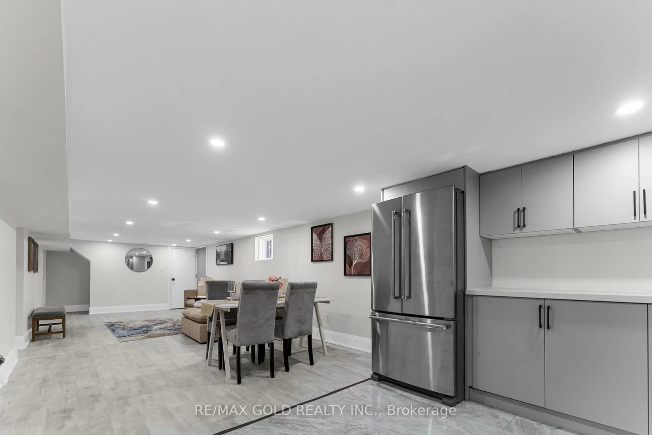 128, Premium, Cooksville, Mississauga