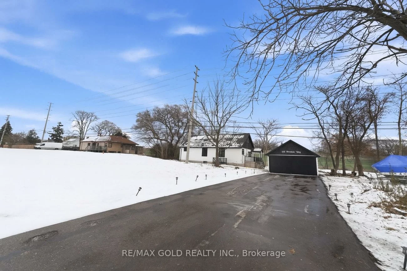 128, Premium, Cooksville, Mississauga