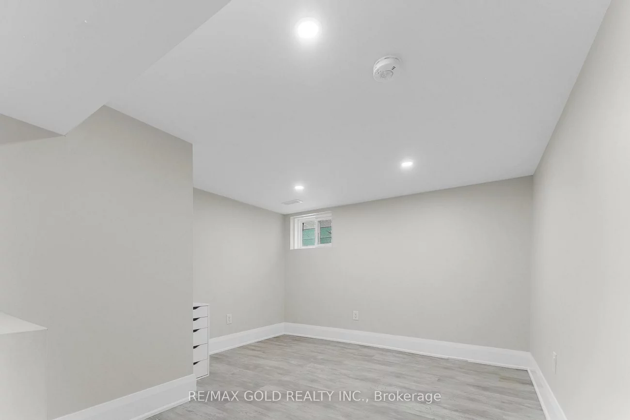 128, Premium, Cooksville, Mississauga