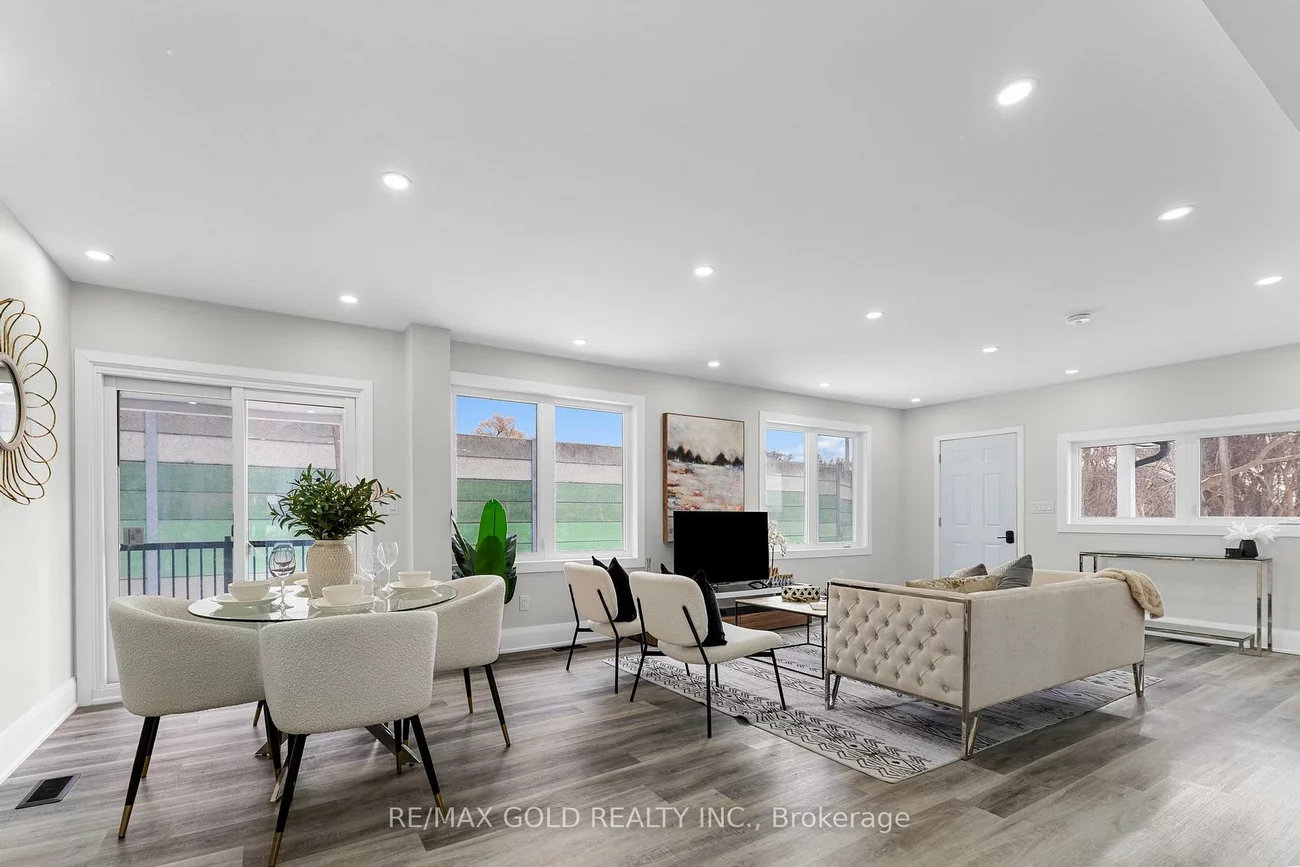 128, Premium, Cooksville, Mississauga