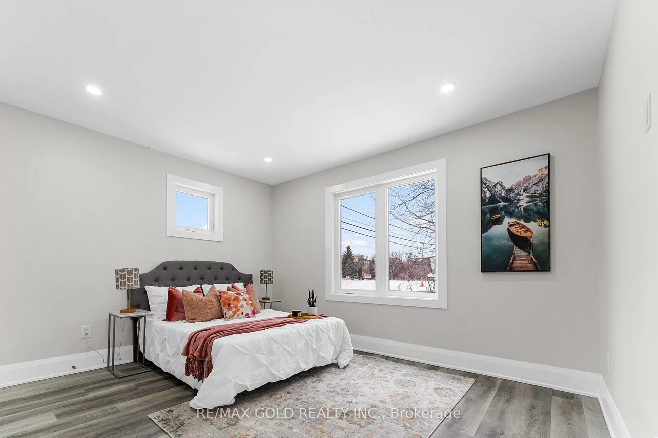 128, Premium, Cooksville, Mississauga