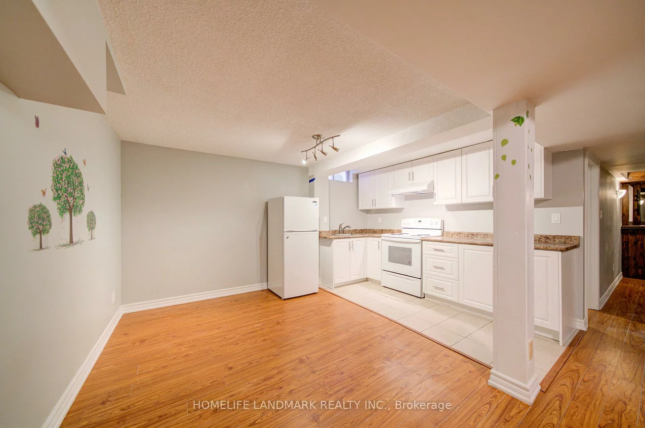 1111, Deer, Creditview, Mississauga