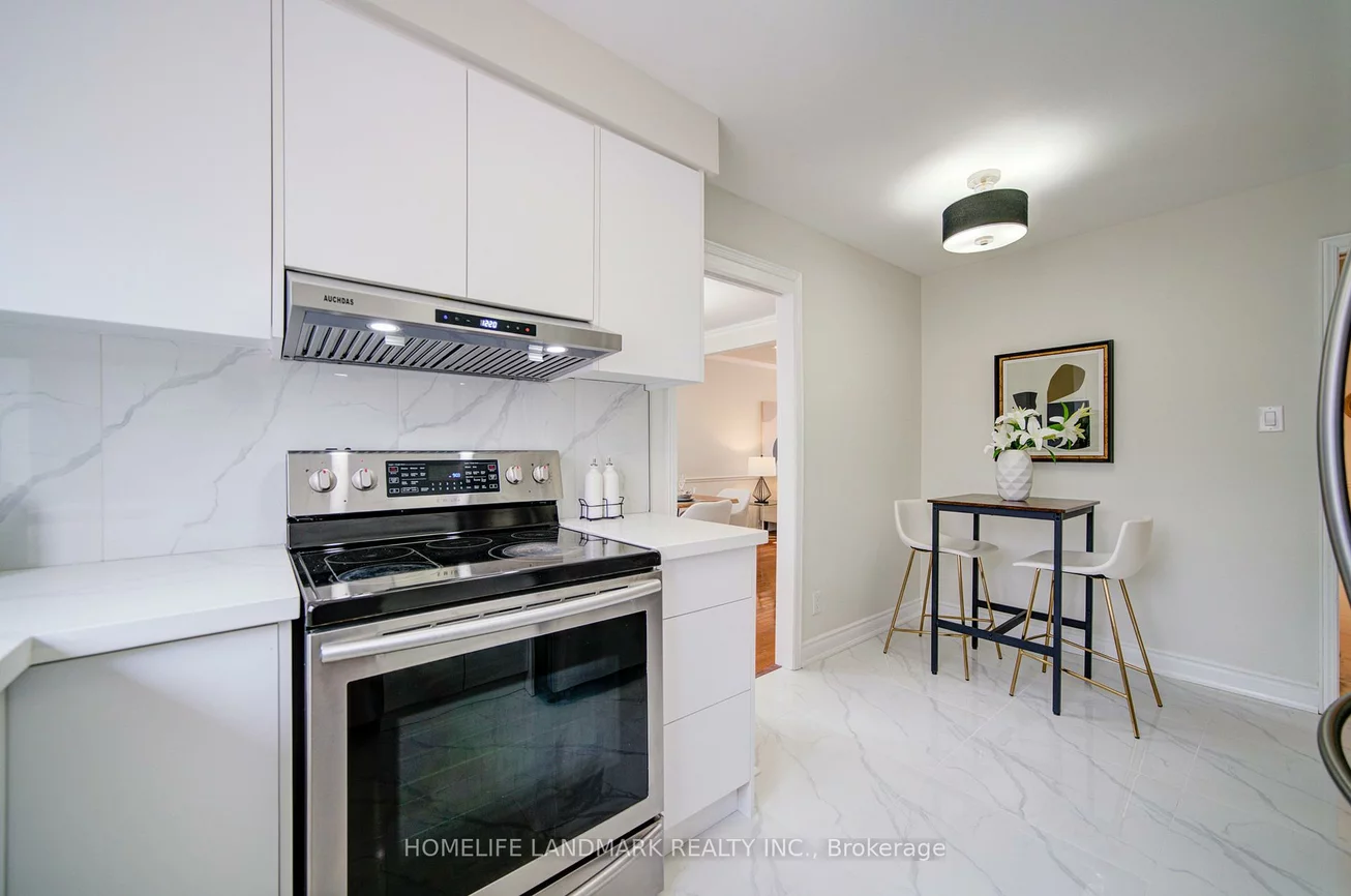 1111, Deer, Creditview, Mississauga