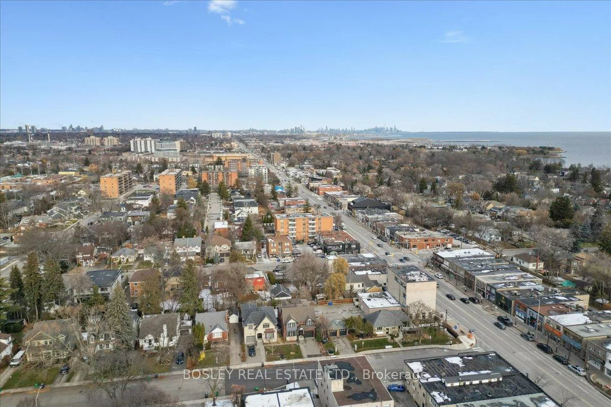 24, Oakwood, Port Credit, Mississauga