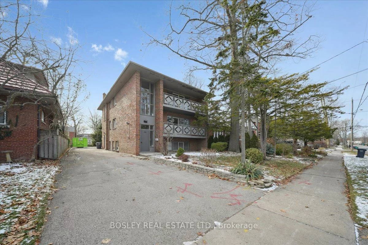 24, Oakwood, Port Credit, Mississauga