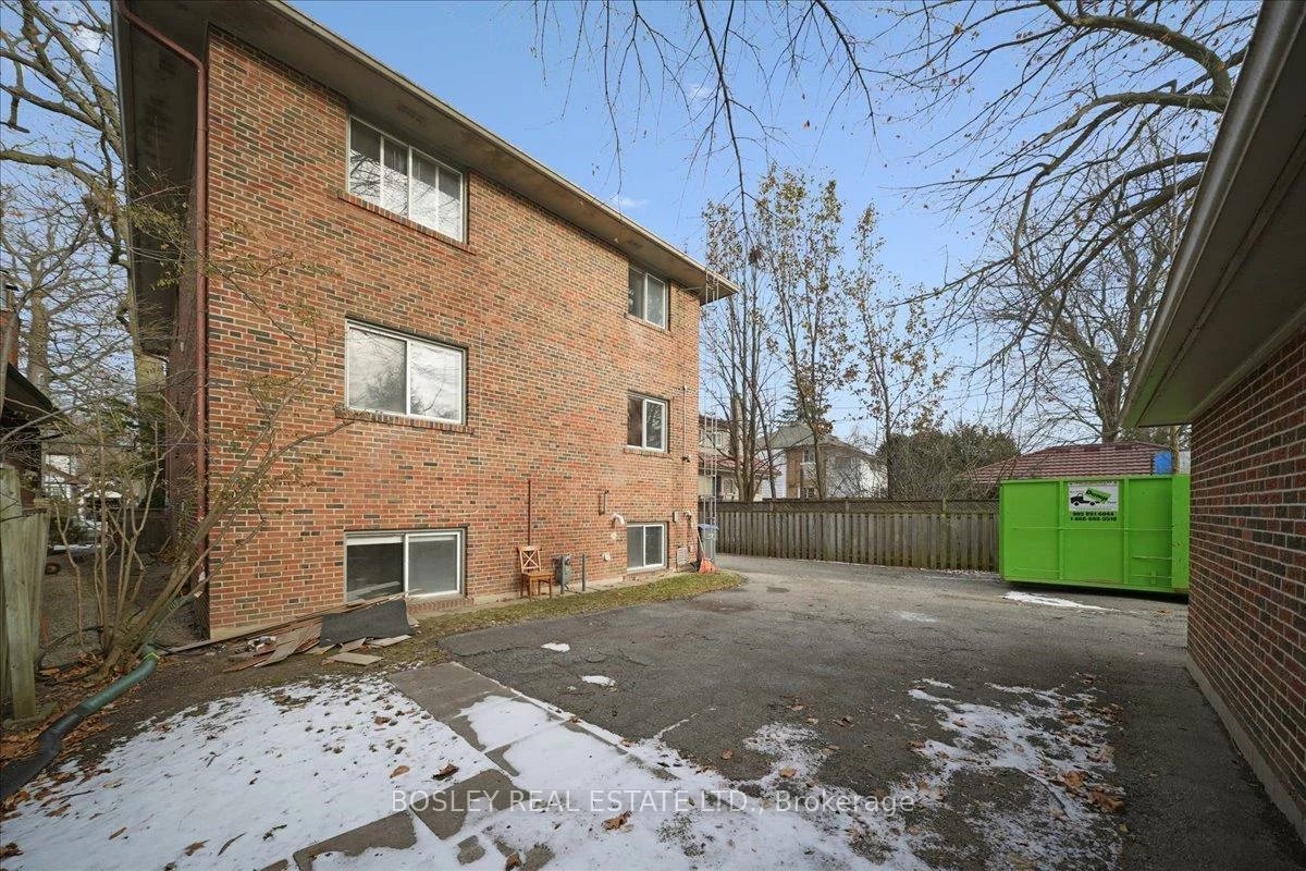 24, Oakwood, Port Credit, Mississauga