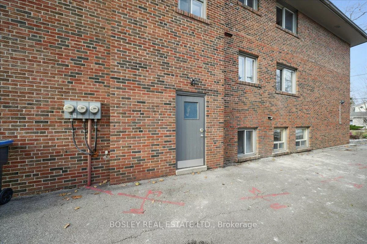 24, Oakwood, Port Credit, Mississauga