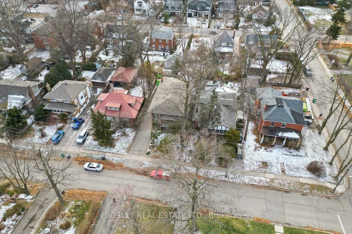 24, Oakwood, Port Credit, Mississauga