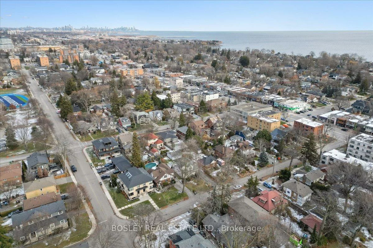 24, Oakwood, Port Credit, Mississauga