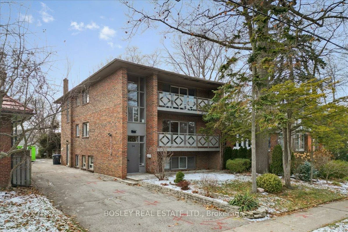 24, Oakwood, Port Credit, Mississauga