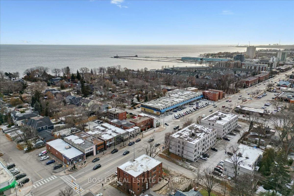 24, Oakwood, Port Credit, Mississauga