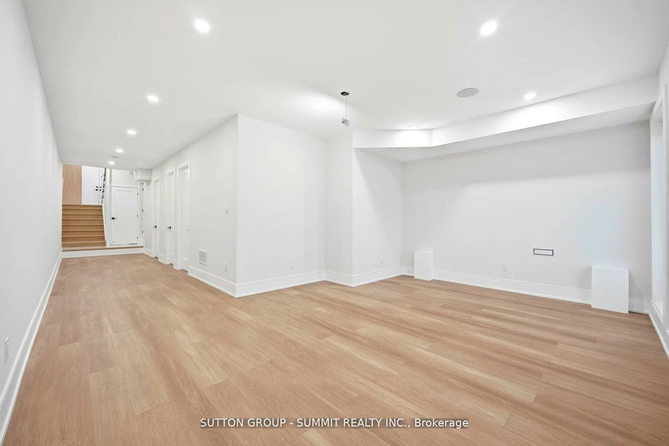 1228, Alexandra, Lakeview, Mississauga