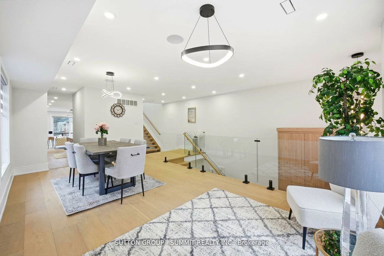 1228, Alexandra, Lakeview, Mississauga