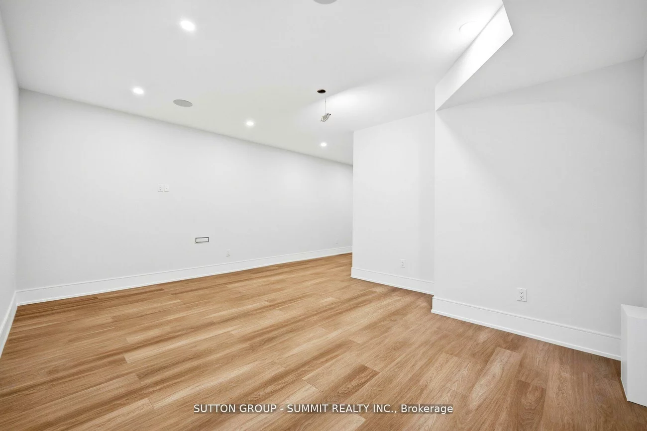 1228, Alexandra, Lakeview, Mississauga