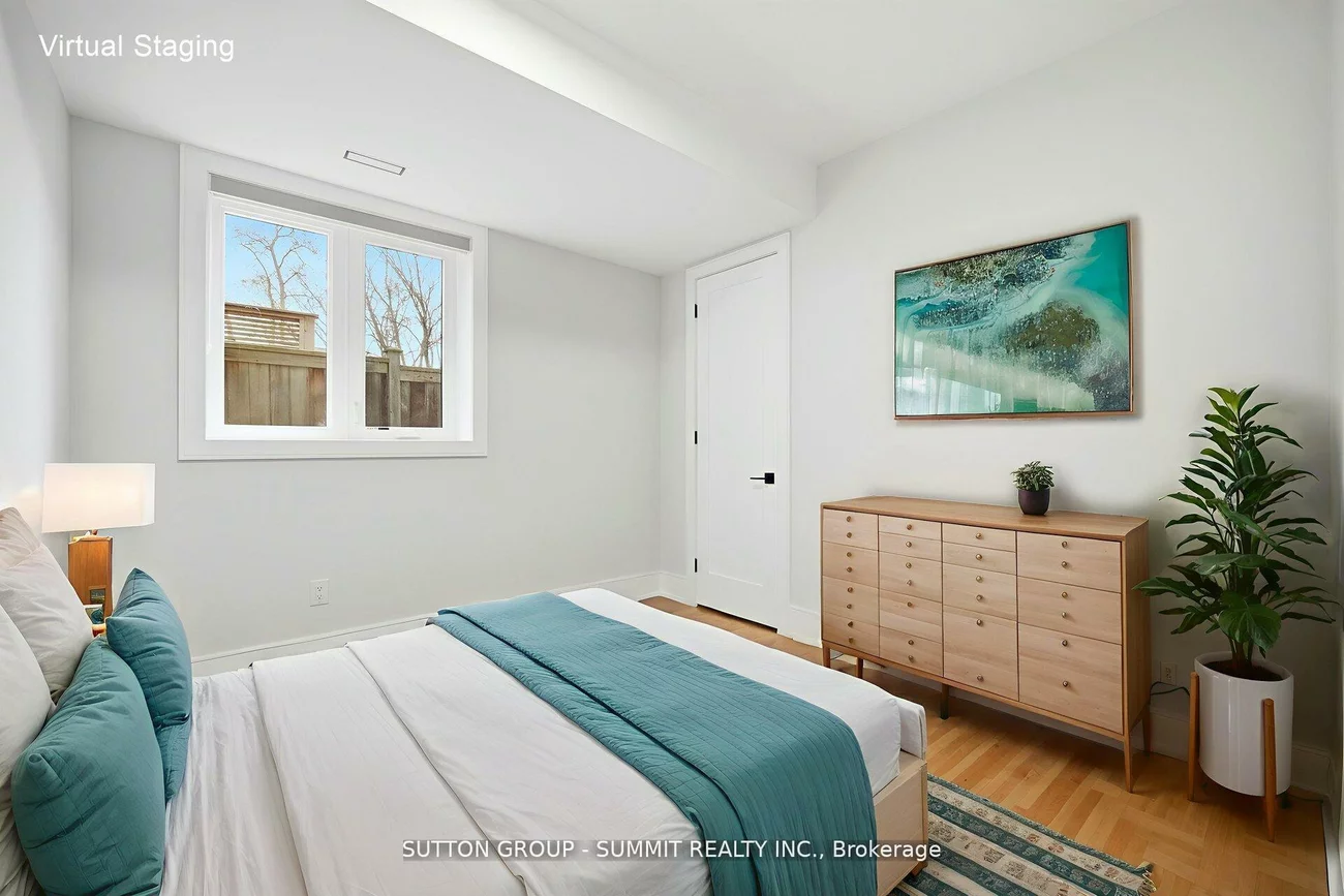 1228, Alexandra, Lakeview, Mississauga