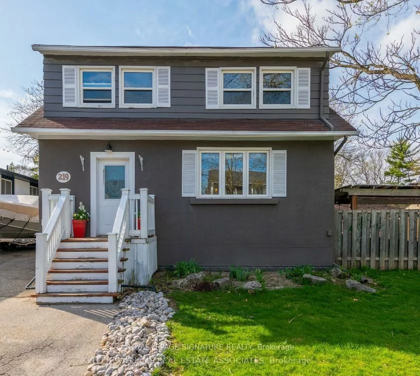 219, Angelene, Mineola, Mississauga