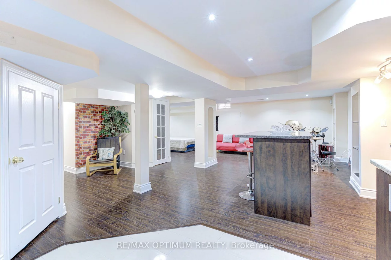 1466, Willowvale, East Credit, Mississauga