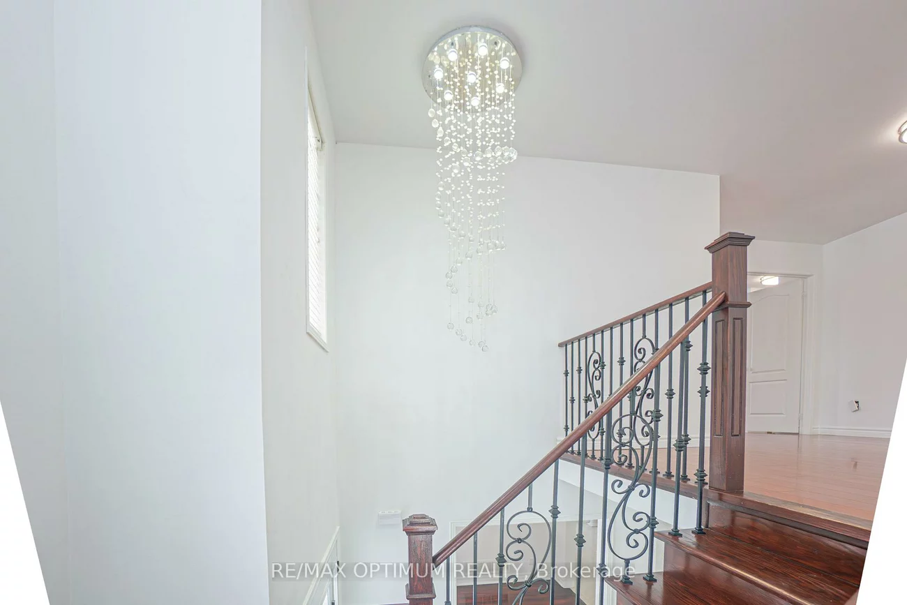 1466, Willowvale, East Credit, Mississauga