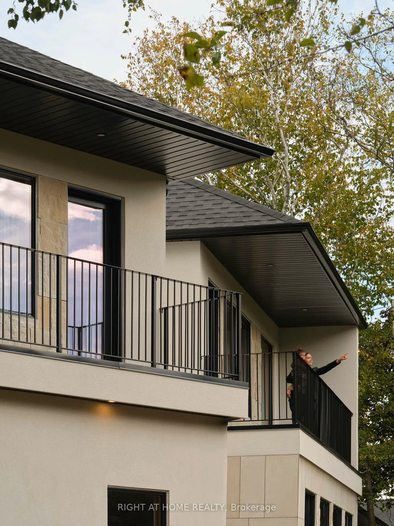 920, Calder, Clarkson, Mississauga