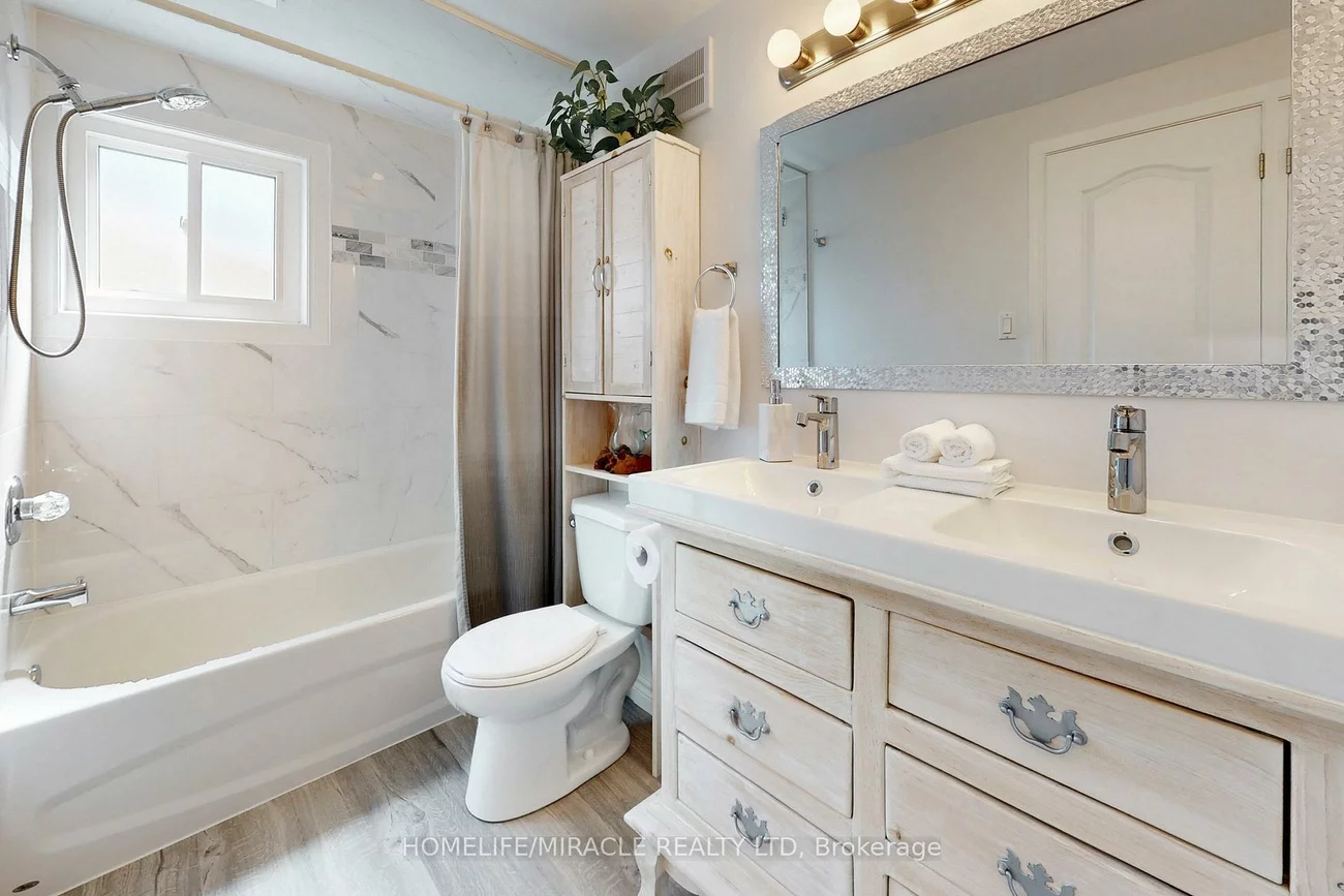 3489, Woodhurst, Erin Mills, Mississauga