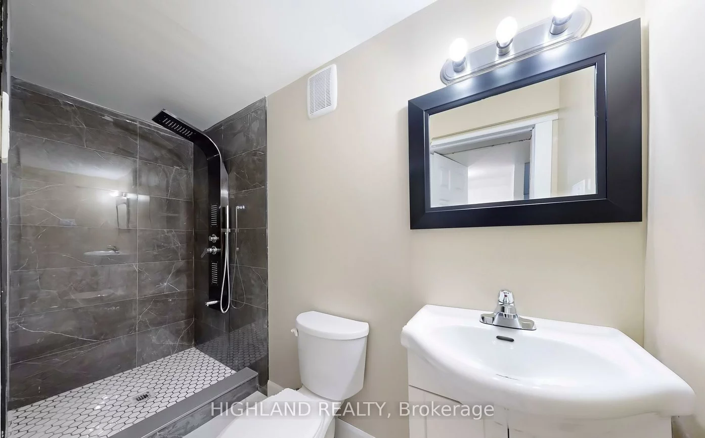 1139, Shadeland, Erindale, Mississauga