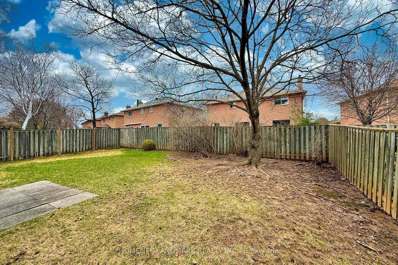 2593, Gazebo, Erin Mills, Mississauga