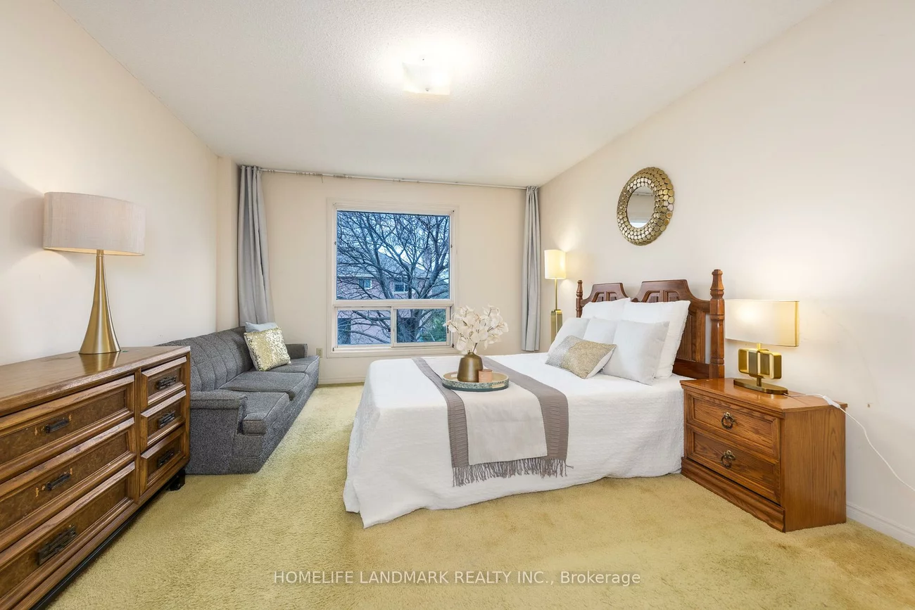 2593, Gazebo, Erin Mills, Mississauga