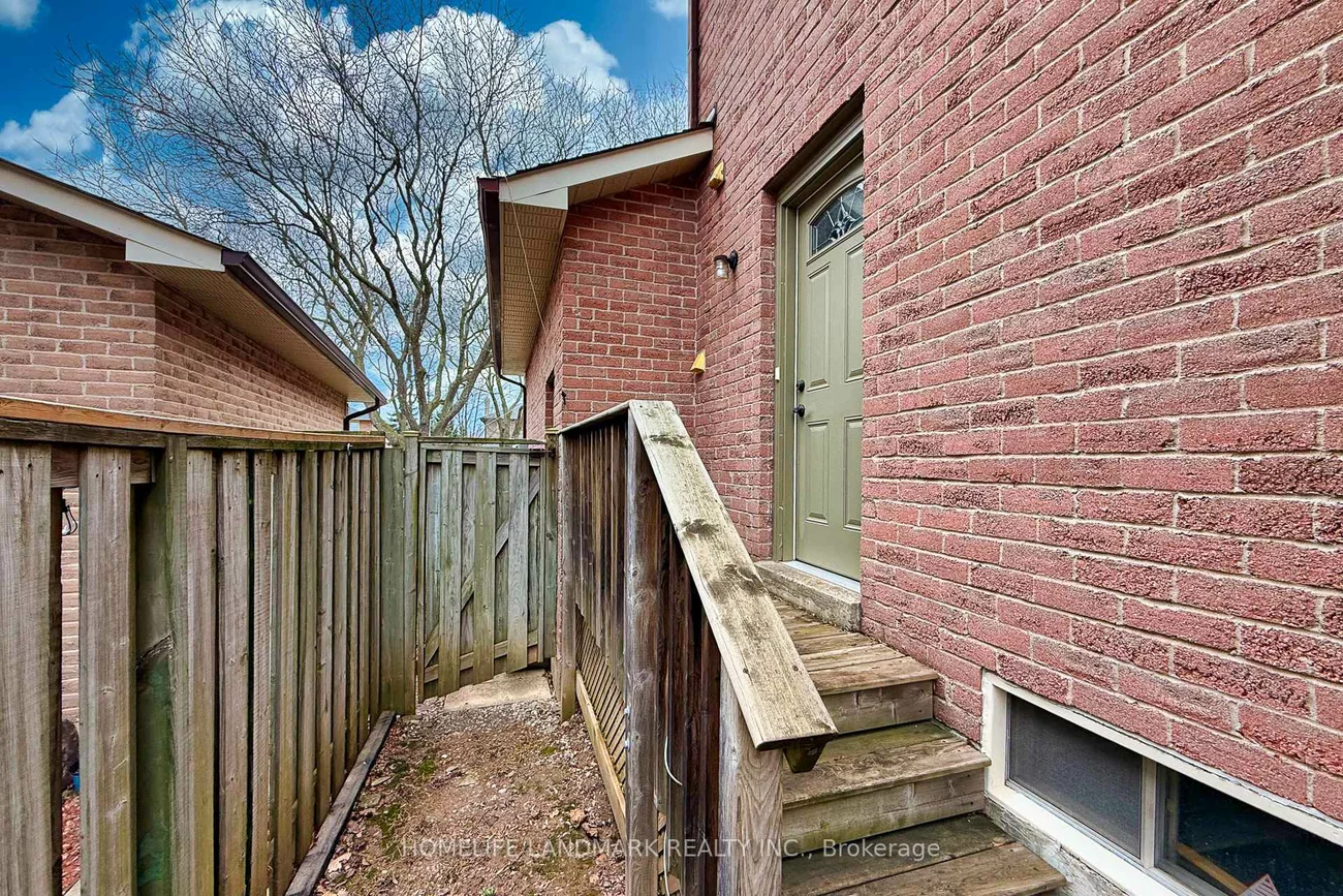 2593, Gazebo, Erin Mills, Mississauga