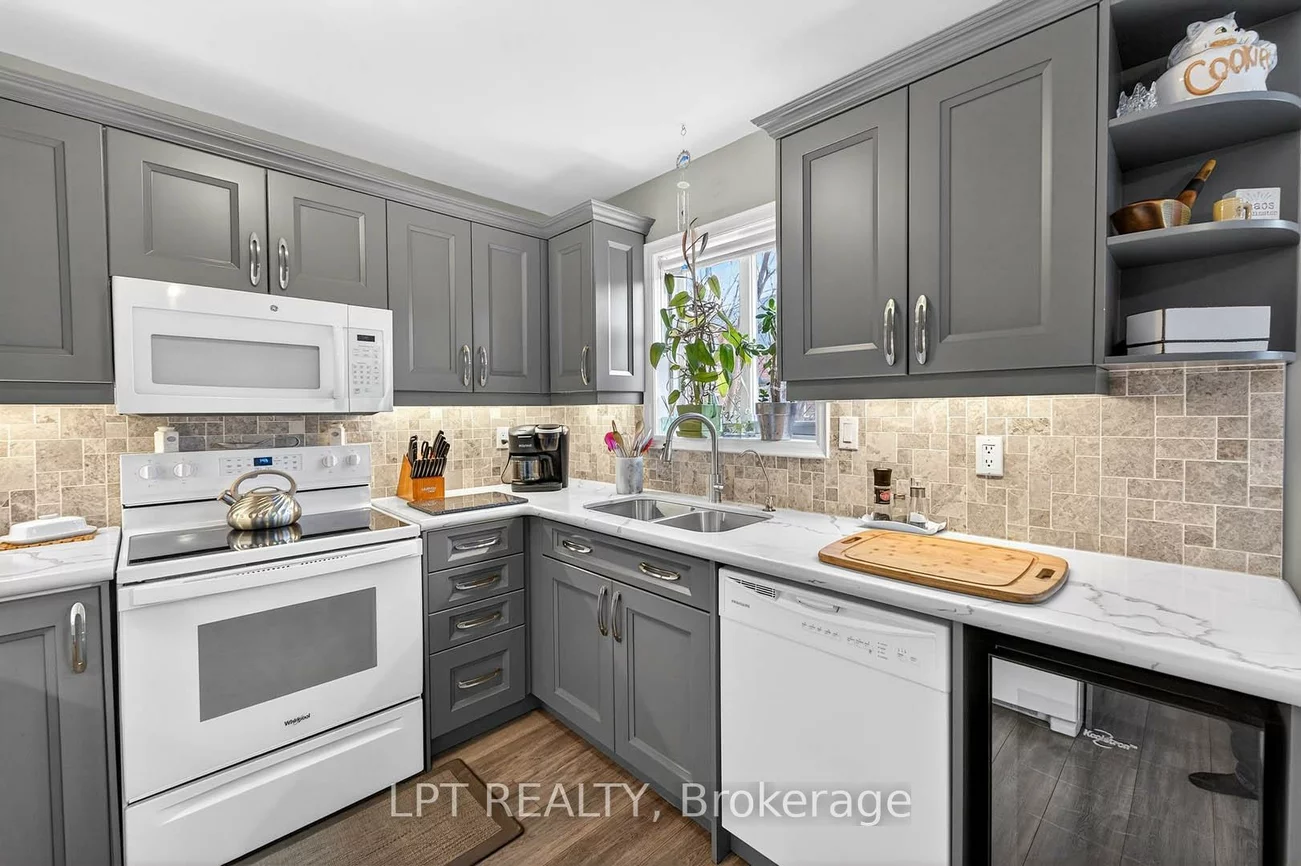 3753, Densbury, Lisgar, Mississauga