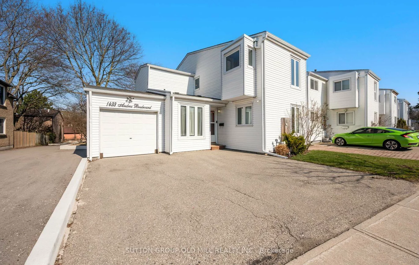 1433, Andros, Clarkson, Mississauga