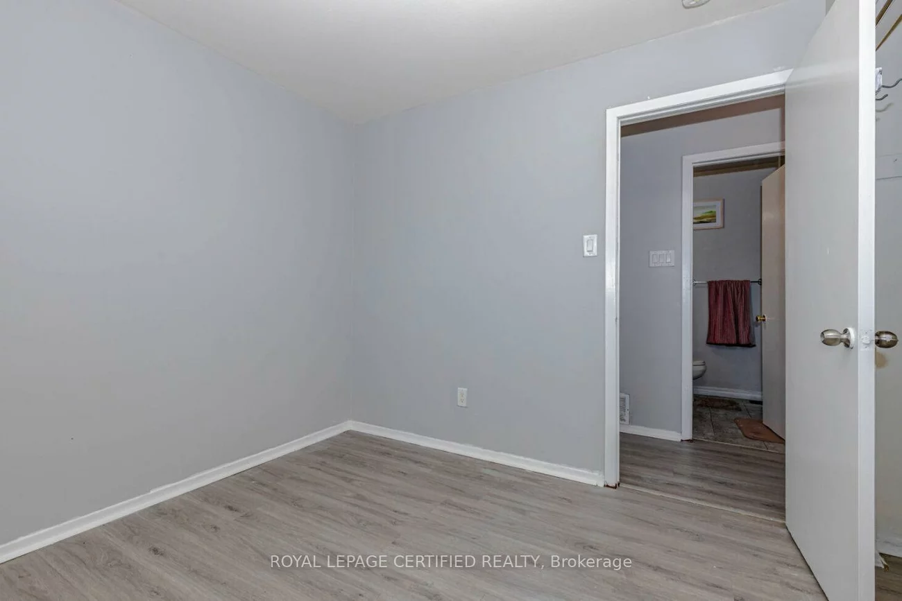 7256, Lancaster, Malton, Mississauga