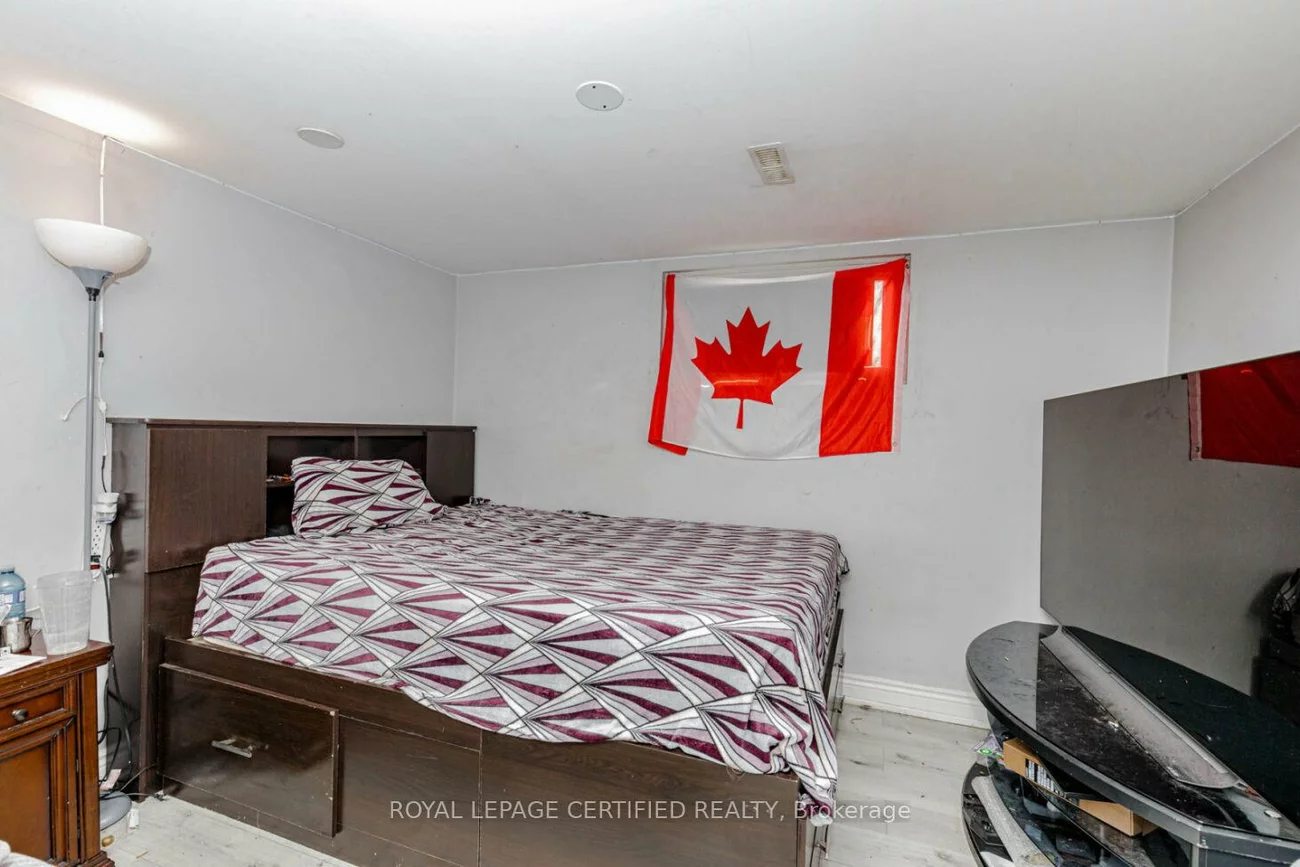 7256, Lancaster, Malton, Mississauga