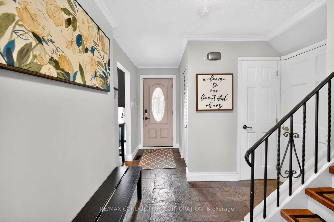 6956, Cadiz, Meadowvale, Mississauga