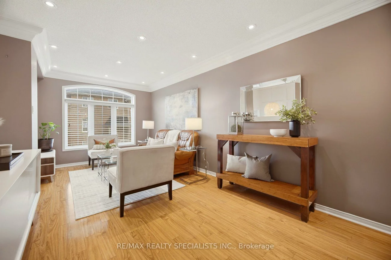 3378, Redpath, Lisgar, Mississauga