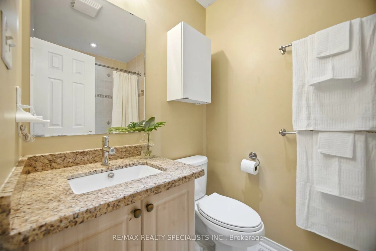 3378, Redpath, Lisgar, Mississauga