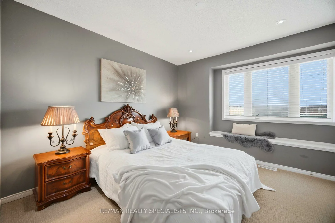 3378, Redpath, Lisgar, Mississauga