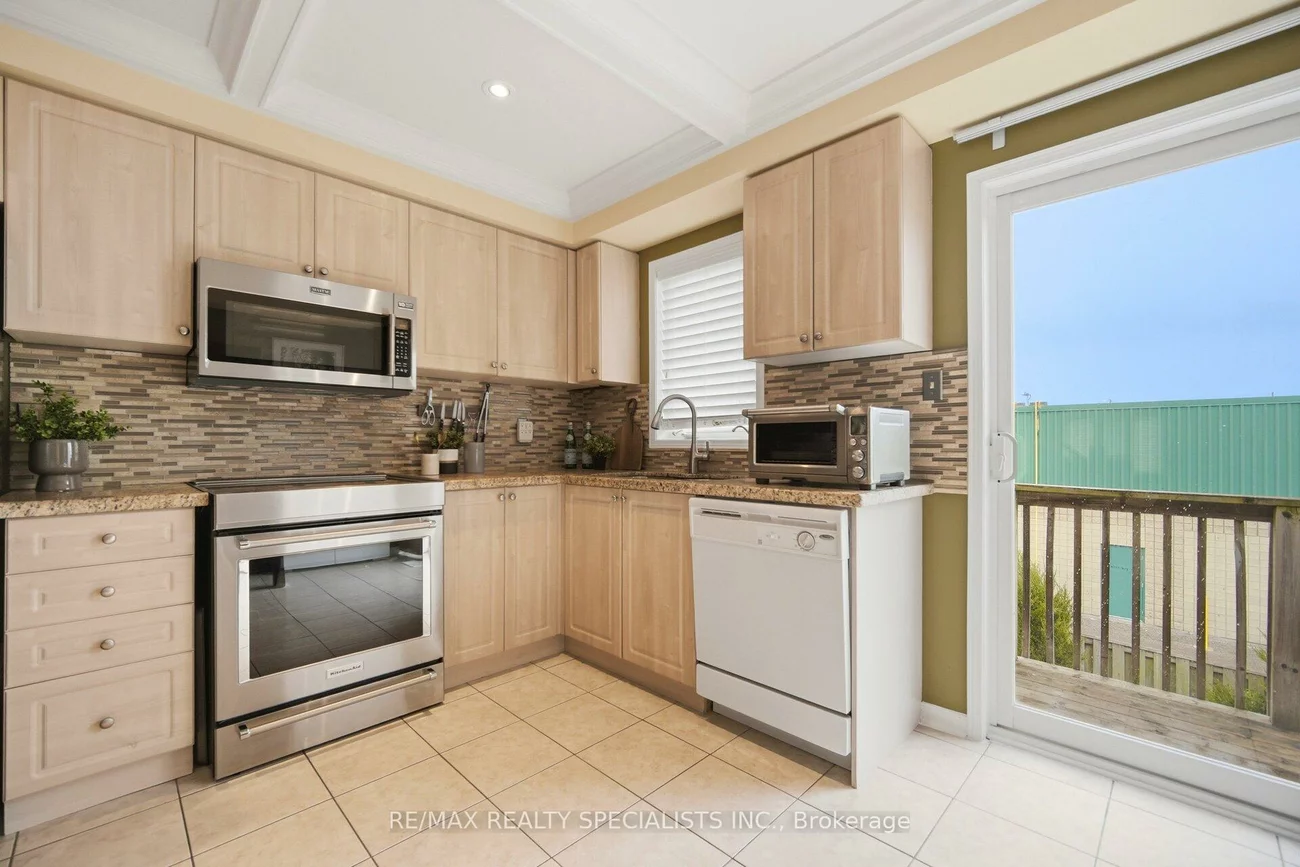 3378, Redpath, Lisgar, Mississauga