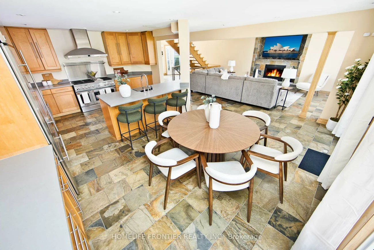 6124, Hardesty, East Credit, Mississauga