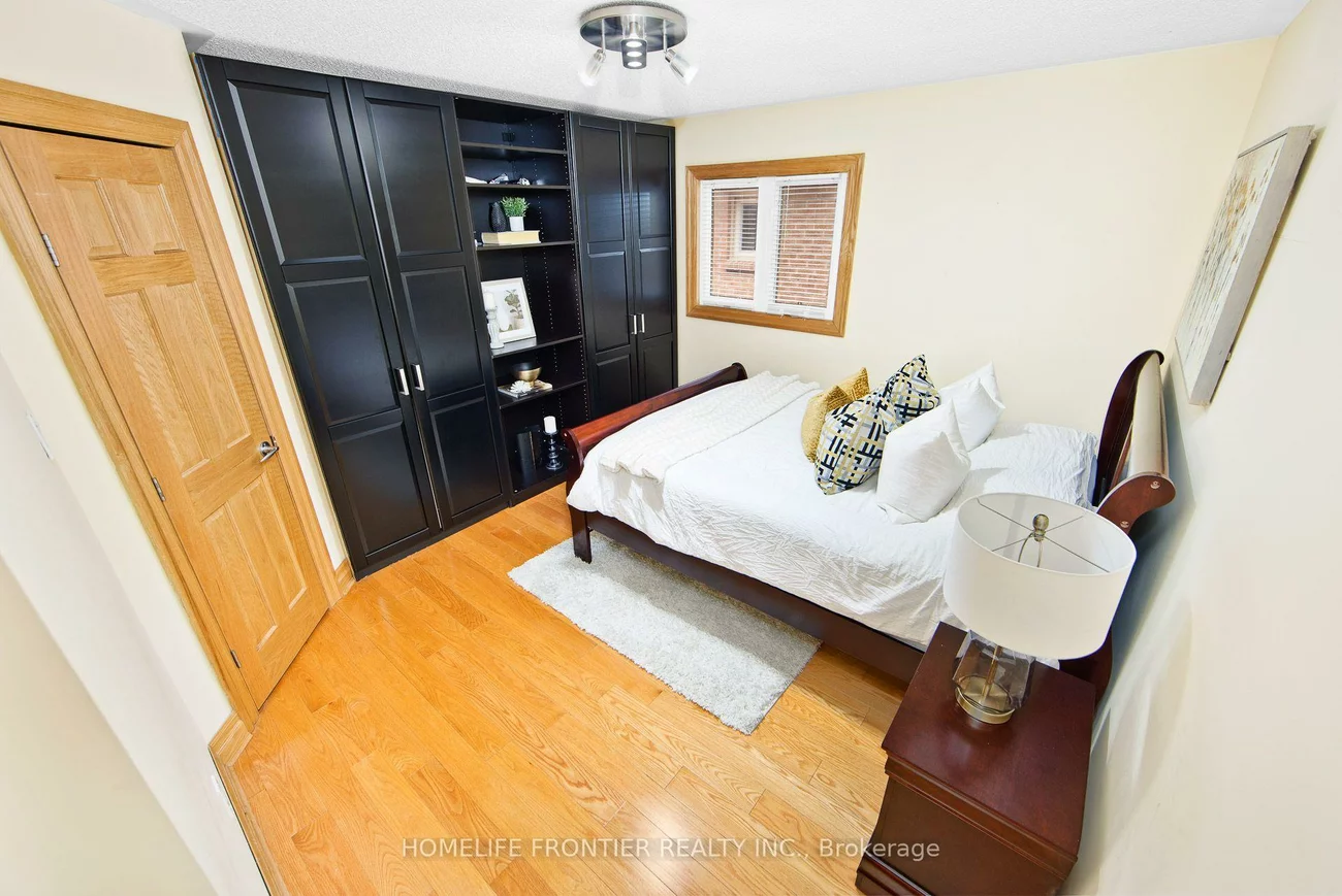 6124, Hardesty, East Credit, Mississauga