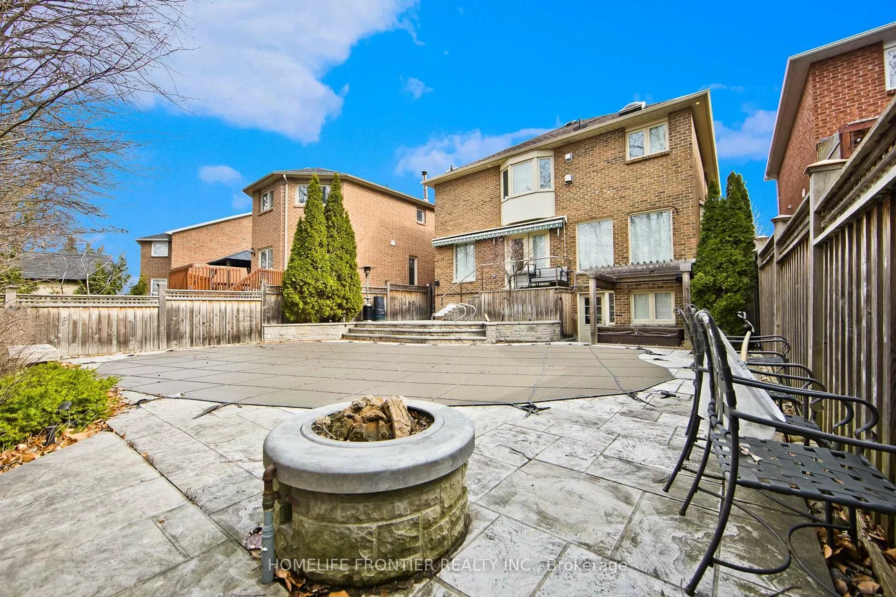 6124, Hardesty, East Credit, Mississauga