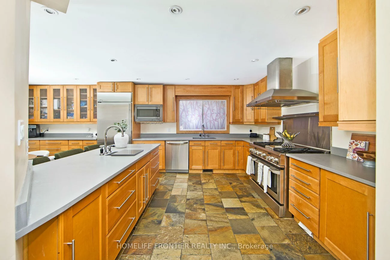 6124, Hardesty, East Credit, Mississauga