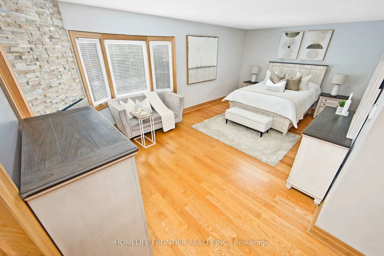 6124, Hardesty, East Credit, Mississauga