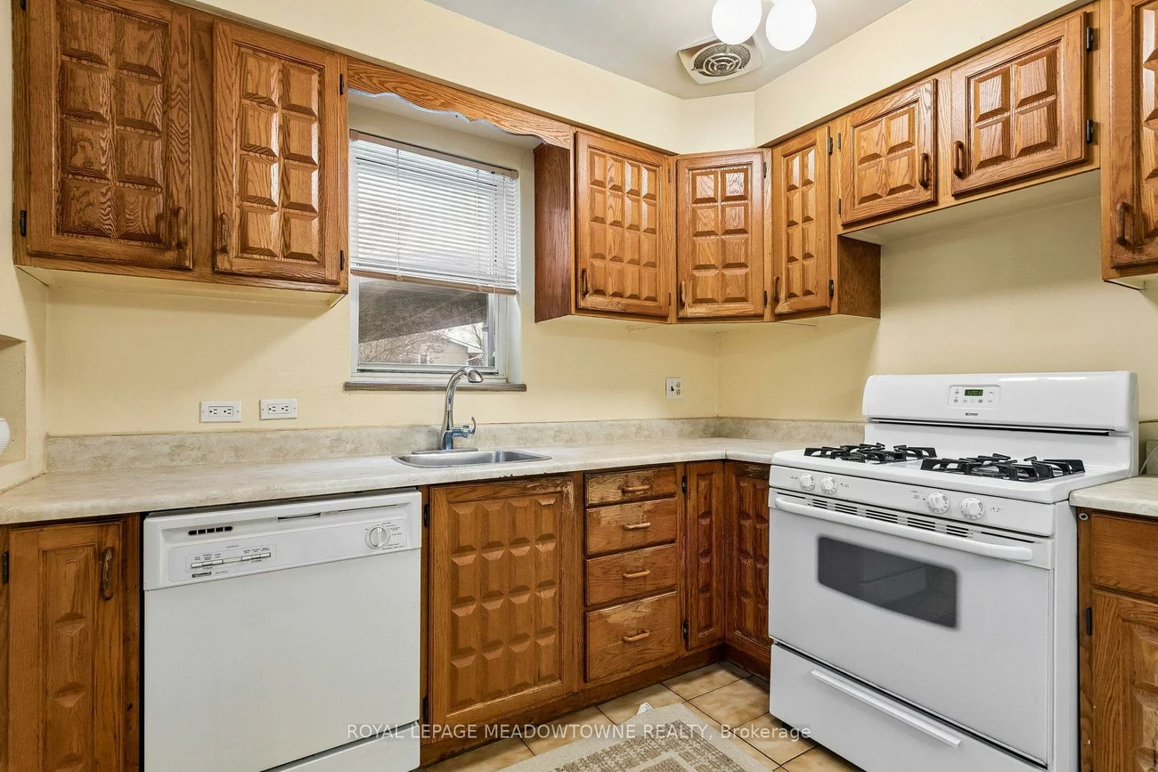 20, Plainsman, Streetsville, Mississauga