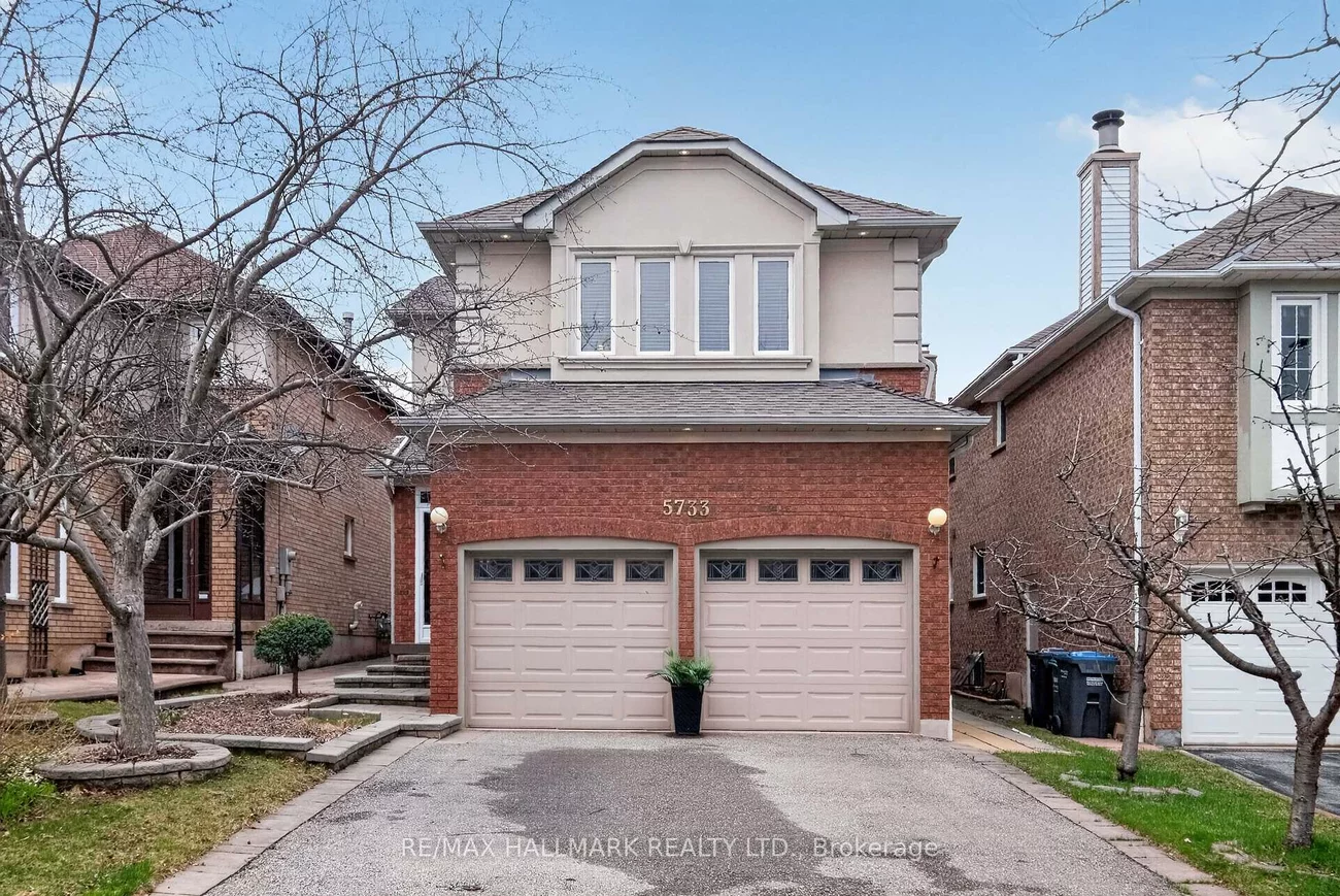 5733, Tayside, Central Erin Mills, Mississauga
