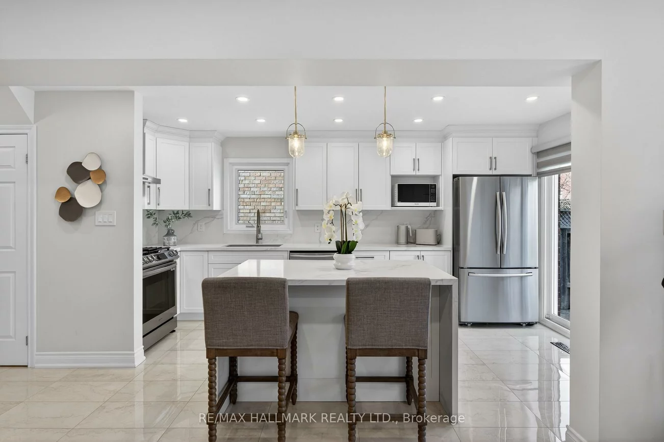 5733, Tayside, Central Erin Mills, Mississauga