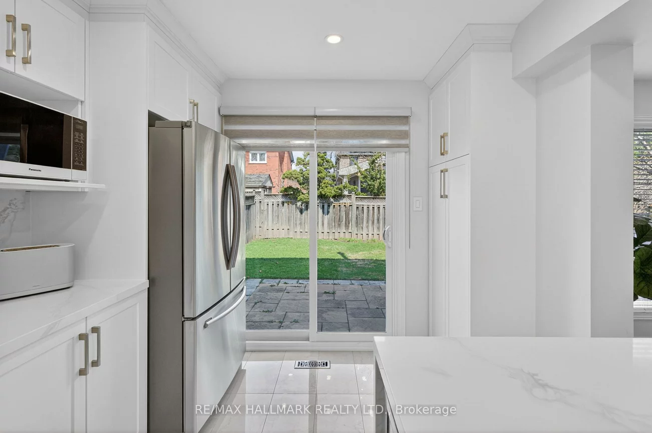 5733, Tayside, Central Erin Mills, Mississauga