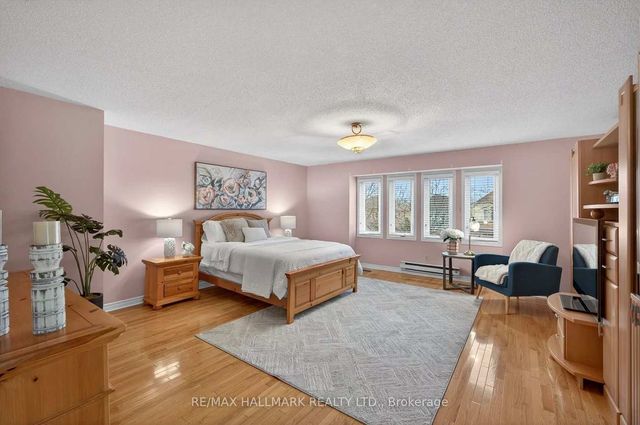 5733, Tayside, Central Erin Mills, Mississauga