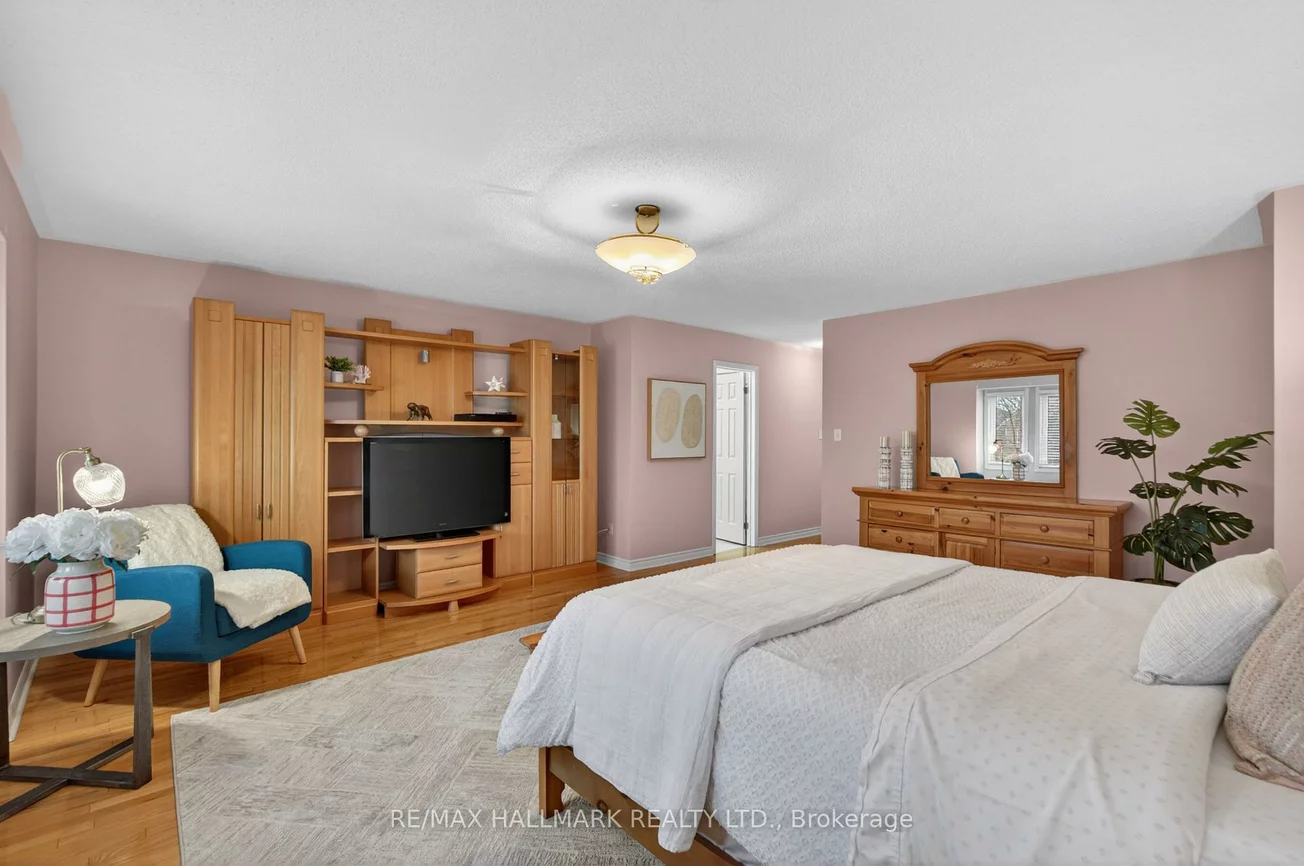 5733, Tayside, Central Erin Mills, Mississauga