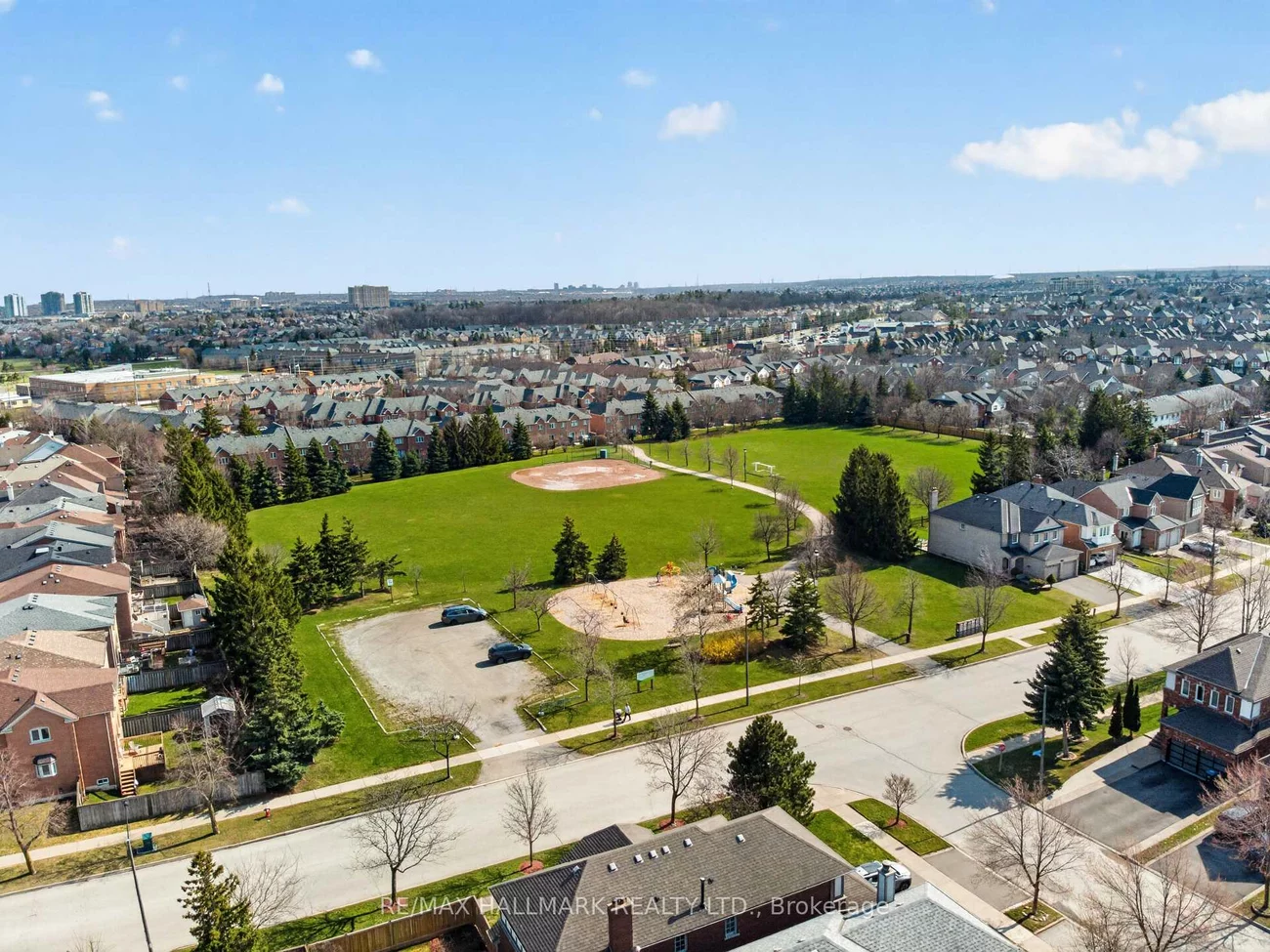 5733, Tayside, Central Erin Mills, Mississauga